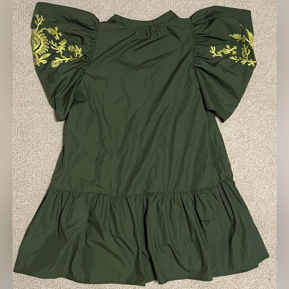 Entro mini dress, olive green with embroidered design, small, boutique item NWOT - Picture 2 of 3